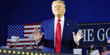 Трамп заявил, что Катару обидно за реакцию в США на передачу самолета