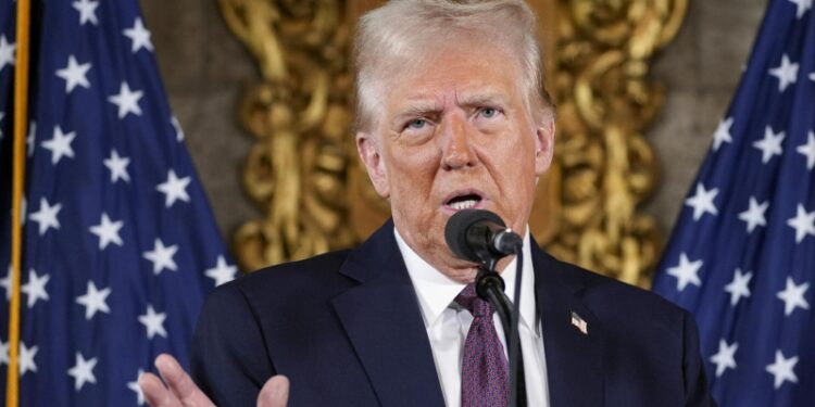 Трамп заявил, что на выходных провел хорошие разговоры по России