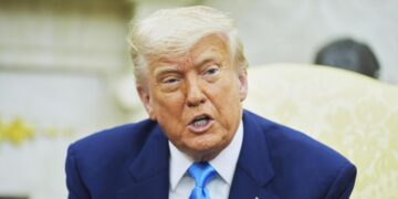 Трамп ждет от Сирии шагов в ответ на облегчение санкций, заявил Рубио