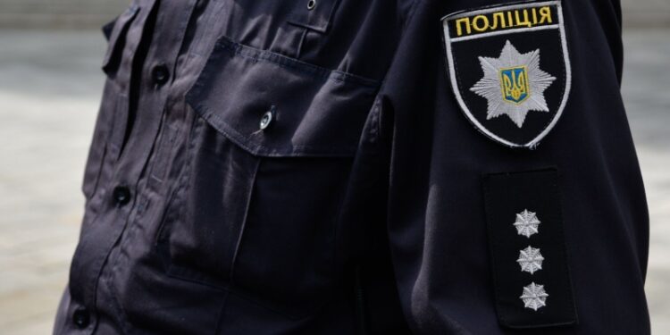 У посетителей «Книжного Арсенала» в Киеве изъяли оружие и боеприпасы