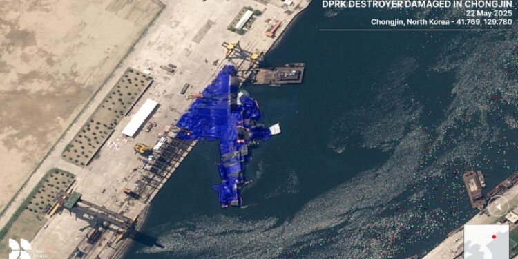 В КНДР арестовали трех человек после аварии при спуске эсминца