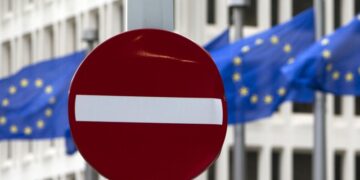 В Совбезе заявили о пагубности конфронтации ЕС с Россией