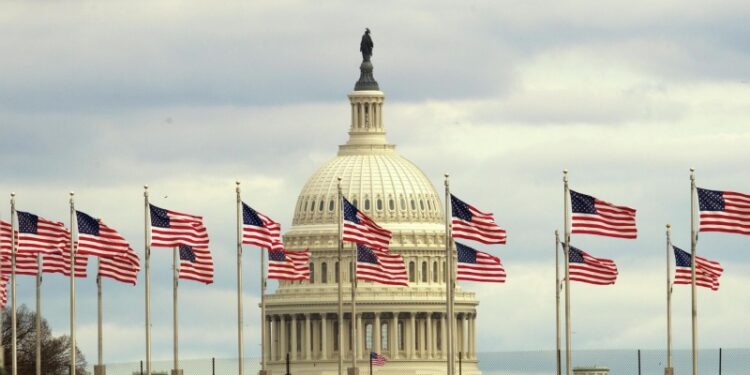 В США заявили, что в мае выпустят новейшую ядерную бомбу