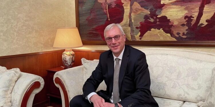 Замглавы МИД обсудил с послами ЮВЕ ситуацию на Балканах