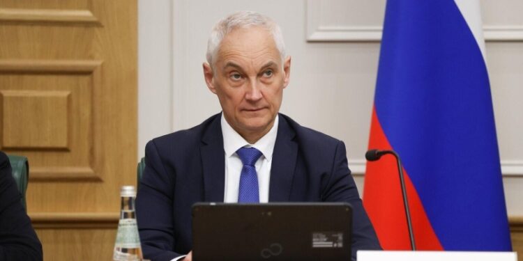 Белоусов заявил об ухудшении военно-политической ситуации в мире