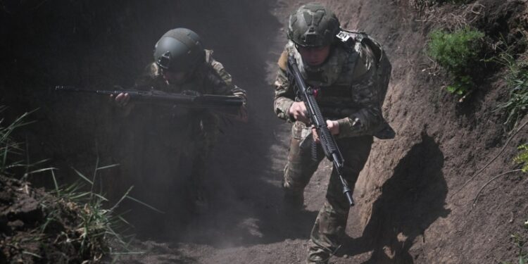 Боец рассказал, как снайперы сбивают БПЛА на Запорожском направлении