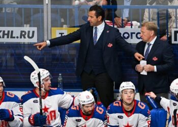 Черкас: Обратная замена Ларионова на Ротенберга в СКА? Так не произойдет