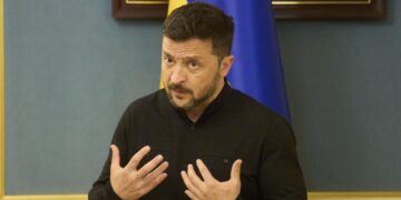 «Долго не живут»: в Киеве испугались нападок Зеленского на США