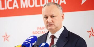 Экс-президент Молдавии призвал Санду уйти в отставку