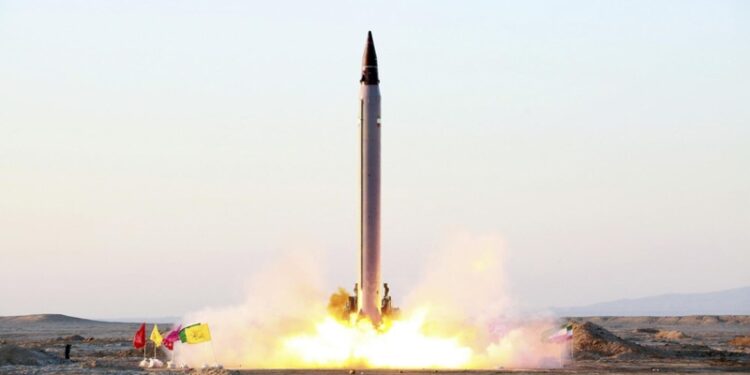 Эксперт: конфликт заставил Иран и Израиль трезво взглянуть на свои силы