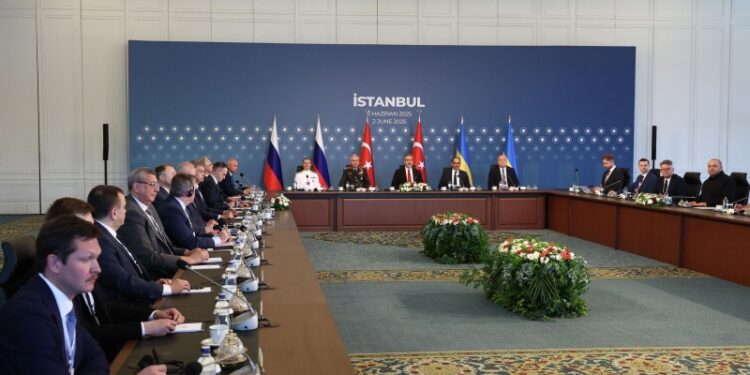 Эрдоган назвал встречу в Стамбуле великолепной