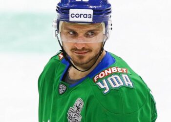 Хафизуллин покидает «Салават Юлаев» из-за сокращения зарплаты