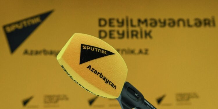 Ирландский журналист призвал освободить журналистов Sputnik Азербайджан