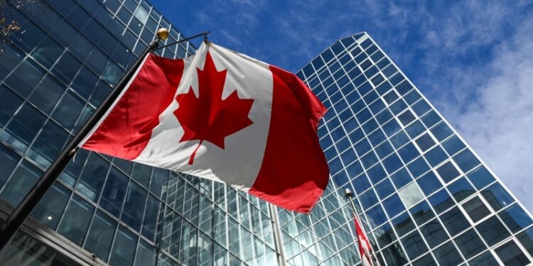 Канада отправит Украине военную технику и оборудование