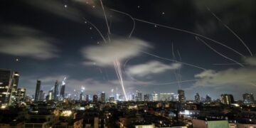 Конфликт Израиля и Ирана 2025: что происходит, причины и последствия