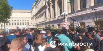 Мединский рассказал, на каком языке шли переговоры с Украиной