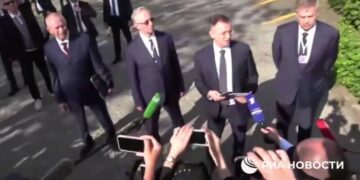 Нет ни одного ребенка, похищенного Россией, заявил Мединский