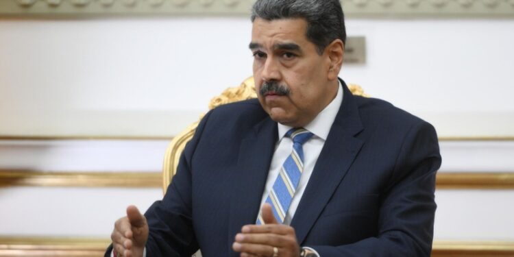 Нетаньяху страдает «гитлеровским делирием», заявил Мадуро