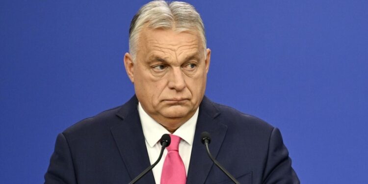 Орбан сравнил принятие Украины в НАТО с поджиганием пороховой бочки