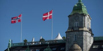 Посол рассказал о работе российских дипломатов в Норвегии