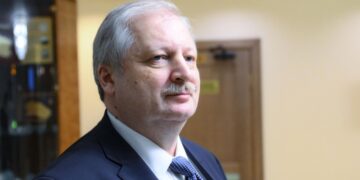 Россия и США могут возобновить межгосударственные связи, заявил Дарчиев