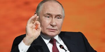 Россия найдет новые рынки сбыта, заявил Путин