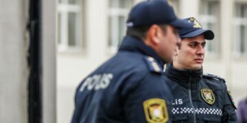 Силовики сняли оцепление возле редакции Sputnik в Баку