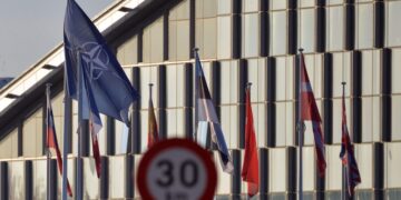 СМИ: НАТО может включить расходы на помощь Киеву в затраты на оборону