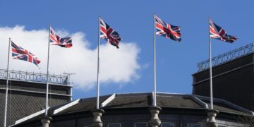 СМИ: партия Reform UK запустит отдел по образцу DOGE