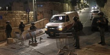 СМИ: при ракетном ударе Ирана по Беэр-Шеве погибли три человека