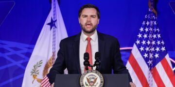 Трамп дал Вэнсу совет насчет Маска