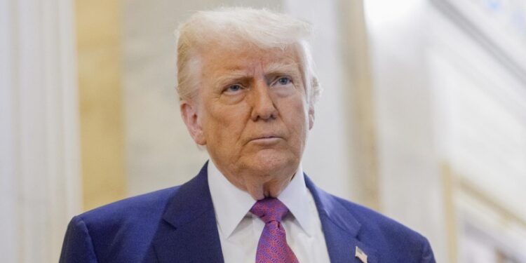 Трамп заявил, что будет счастлив, если удастся договориться по Украине