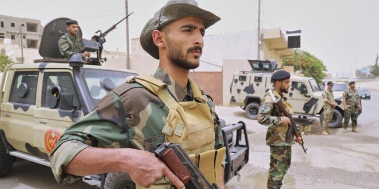 В Ливии заявили, что страна тонет в море вооруженных конфликтов