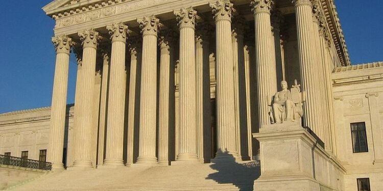 Верховный суд США открыл для DOGE доступ к данным соцстрахования