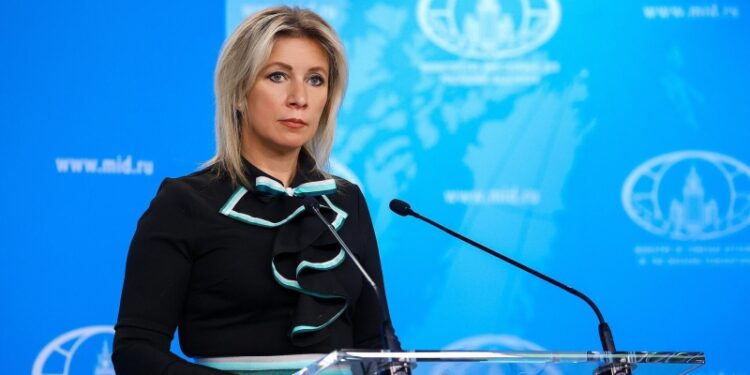 Захарова рассказала о фейке о «тысячах похищенных» украинских детей