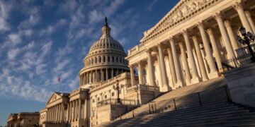 Конгресс США предложил запретить экспорт лекарств в Россию