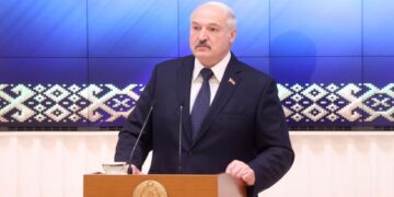 Лукашенко призвал беречь традиции, культуру и самобытность