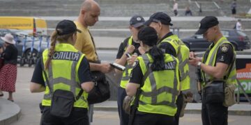 На Украине сотрудник военкомата подрезал мотоциклиста