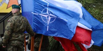 НАТО готовит провокацию против Калининградской области, считает политик