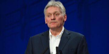 Новый пакет санкций ЕС надо проанализировать, заявил Песков