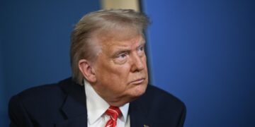 Обаму, Клинтон и Байдена ждут уголовные дела, заявил Трамп