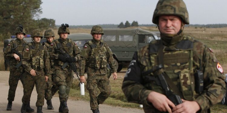 Польская армия проводит операцию на границе с Германией