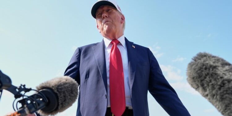 «Проиграл»: на Западе обрушились на Трампа после решения по Украине