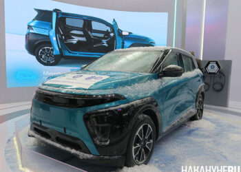 «Росатом» представил полностью отечественный электромобиль-«гаджет»