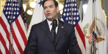 Рубио заявил, что он и Трамп поддерживают контакт с Камбоджей и Таиландом