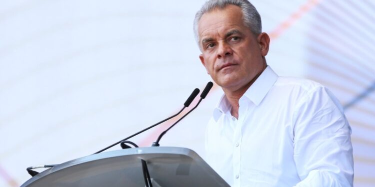 Санду потребовала экстрадиции молдавского олигарха, задержанного в Греции