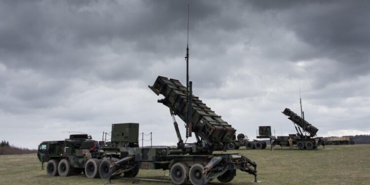 Швейцария обсудит с США договорные последствия задержки поставок Patriot