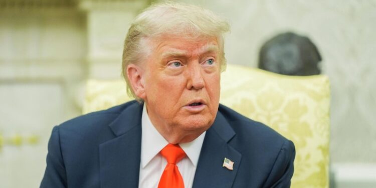 США обложат пошлинами большую часть мира, заявил Трамп