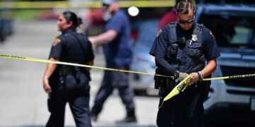 В Индианаполисе при стрельбе погибли два человека