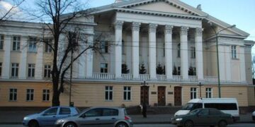 В Таллине просят сохранить Центр русской культуры, сообщила ERR